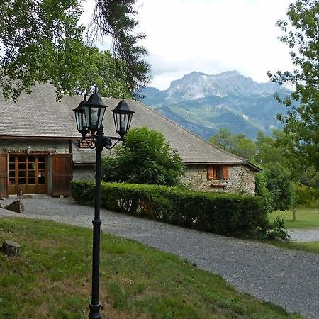 Domaine De Lara Bed & Breakfast Barcelonnette Exterior photo