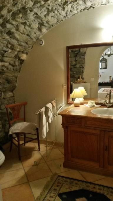 Domaine De Lara Bed & Breakfast Barcelonnette Exterior photo