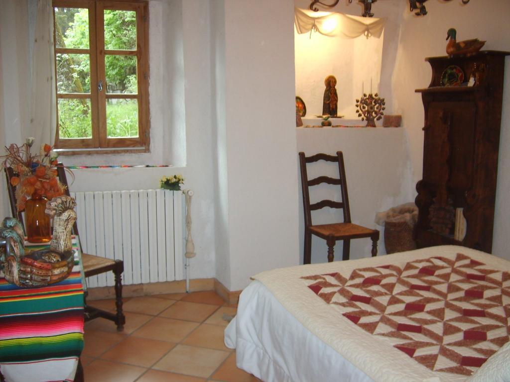 Domaine De Lara Bed & Breakfast Barcelonnette Room photo