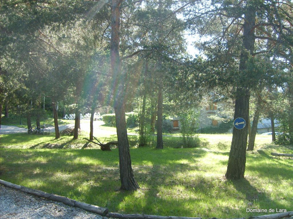 Domaine De Lara Bed & Breakfast Barcelonnette Exterior photo