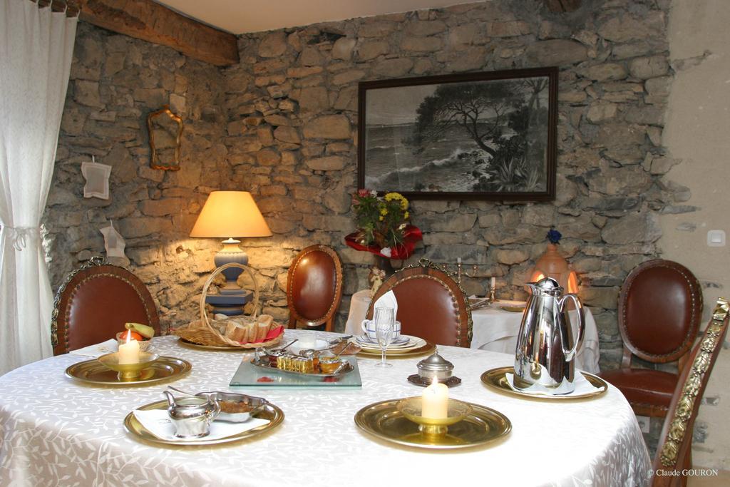 Domaine De Lara Bed & Breakfast Barcelonnette Exterior photo